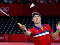 Cara Mengembangkan Kreativitas Serangan Badminton Untuk Menekan Pola Bertahan Lawan